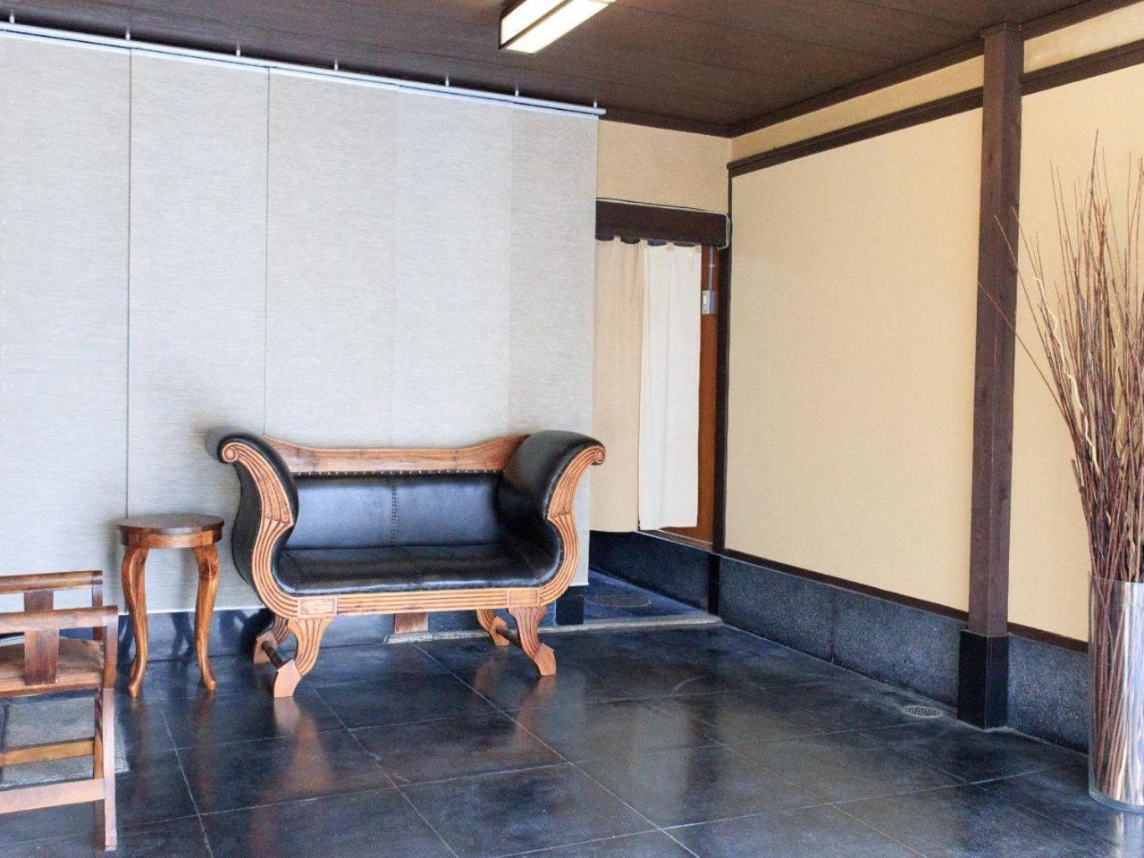 京都二条城近く京町屋120年の歴史に泊まる Ngoại thất bức ảnh