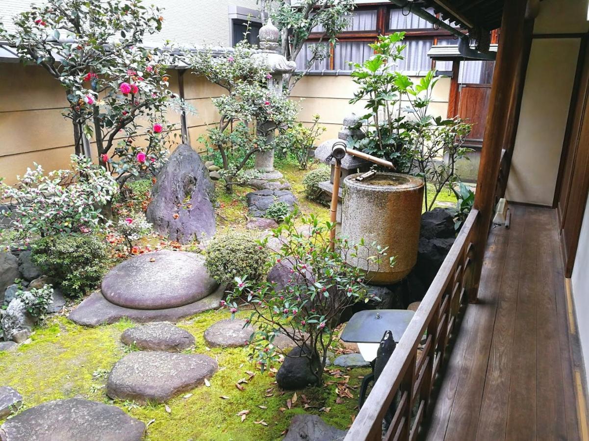 京都二条城近く京町屋120年の歴史に泊まる Ngoại thất bức ảnh